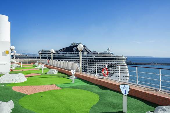 MSC Cruises MSC Orchestra, Mini Golf 1 ©MSC Rights - Ivan Sarfatti.jpg